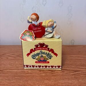 Cabbage Patch Kids Valentine 1985 Porcelain Figurine Boy Girl Call Me Valentine